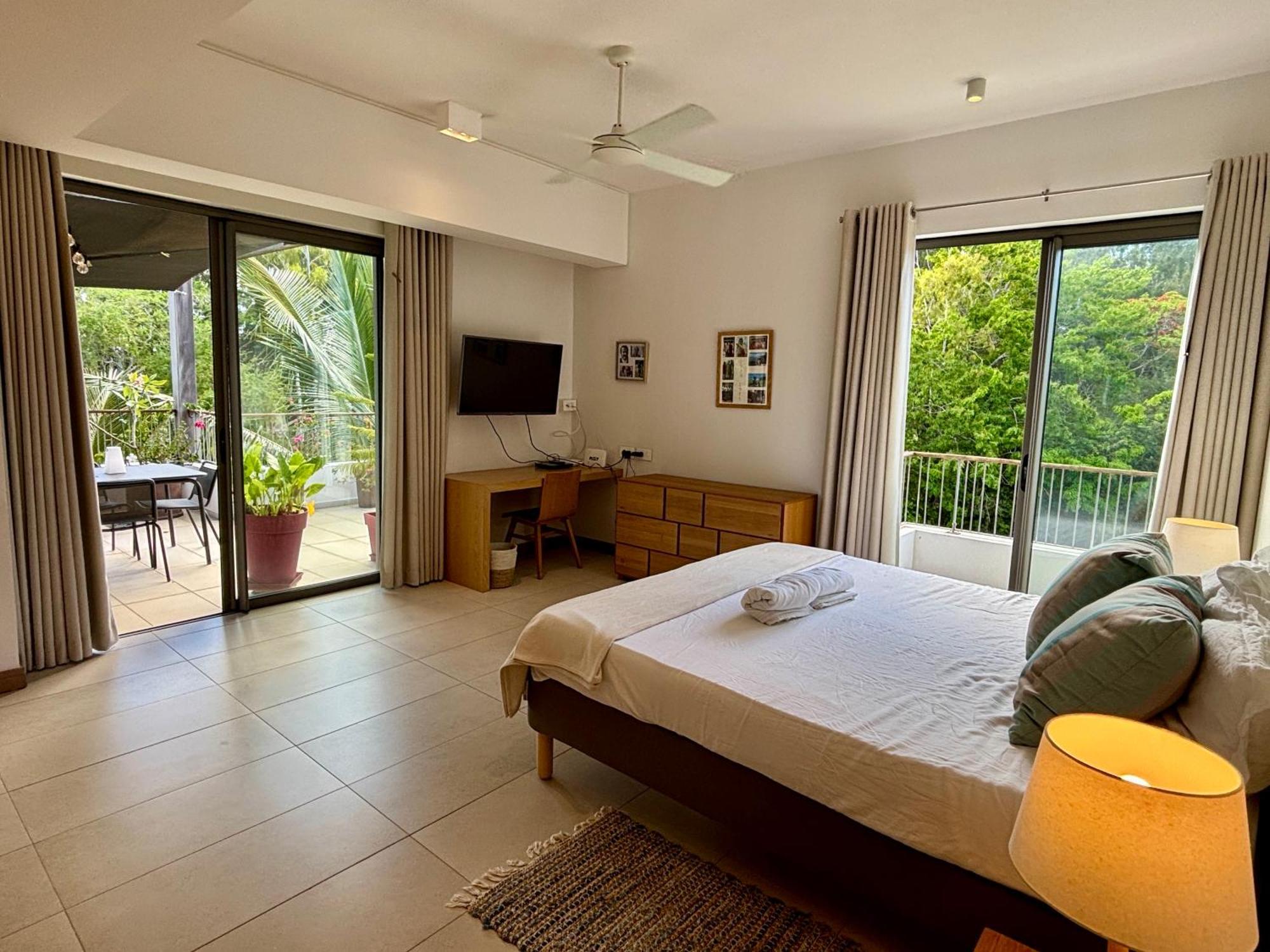 Ferienwohnung Mont Choisy Le Parc By Pam Golding Exterior foto